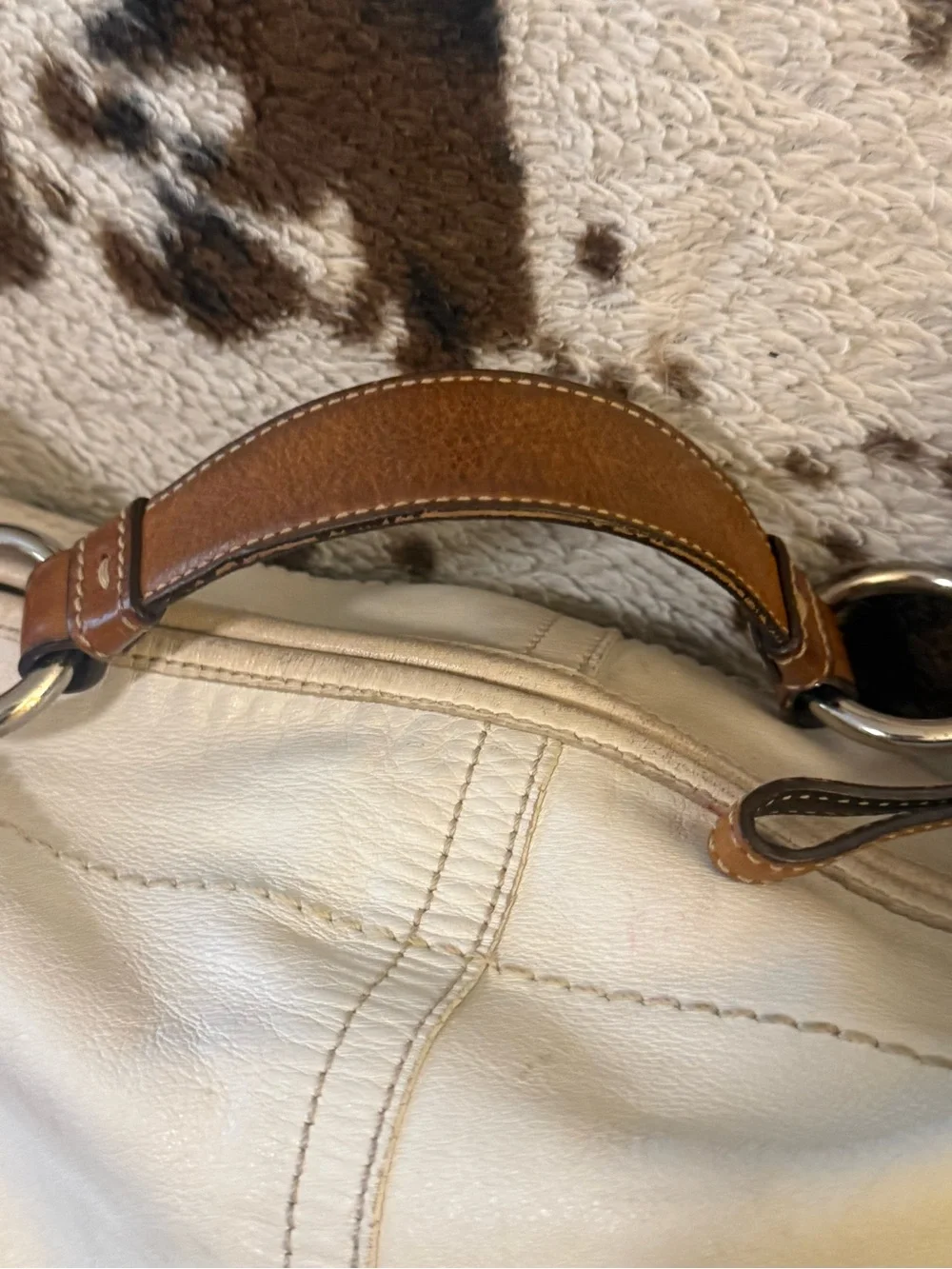 Coach Women’s Cream White Leather Soho Hobo Bag with camel strap Y2K